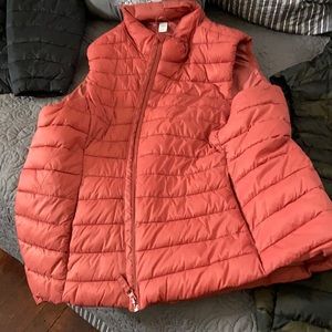 1 Old Navy puffer vests XXL